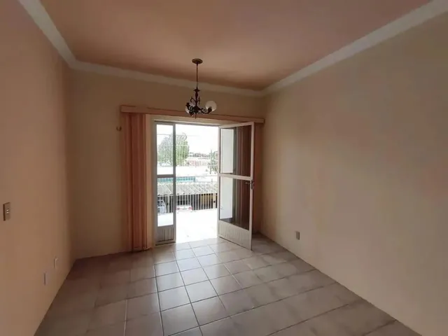 Imagem 8: Apartamento com 3 Dormitórios À Venda, 108 M² por R$ 280.000,00 - Benfica