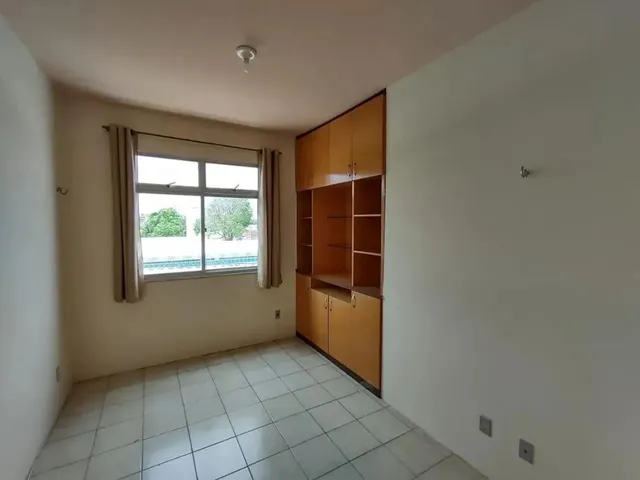 Imagem 3: Apartamento com 3 Dormitórios À Venda, 108 M² por R$ 280.000,00 - Benfica