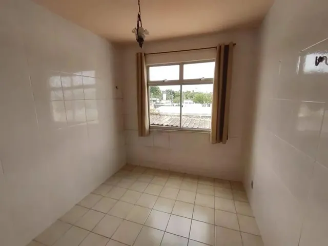 Imagem 10: Apartamento com 3 Dormitórios À Venda, 108 M² por R$ 280.000,00 - Benfica