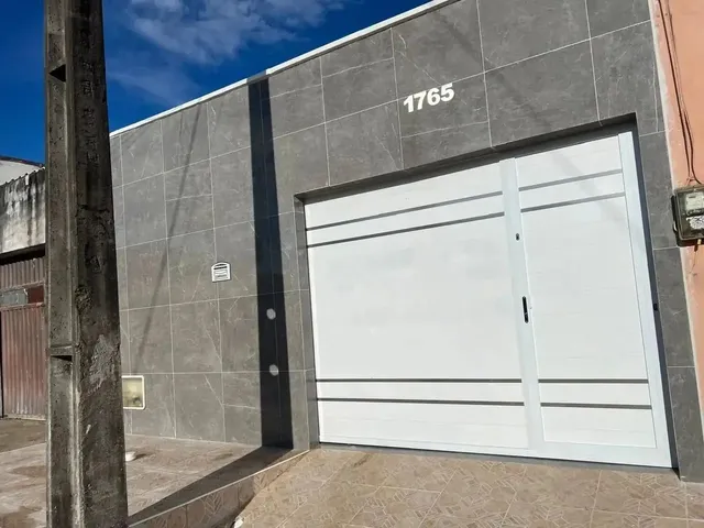 Imagem: Casa À Venda em Rua Pública, Jangurussu