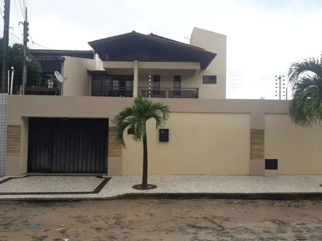 Imagem: Casa com 4 Dormitórios À Venda, 284 M²