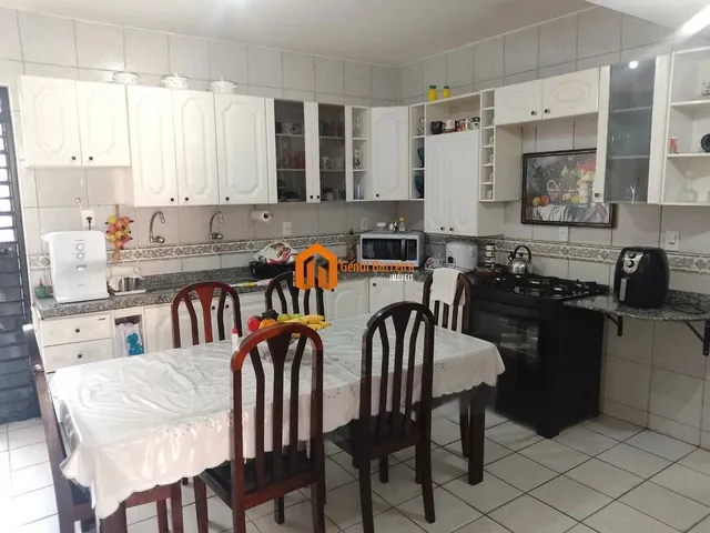 Imagem 9: Casa Espaçosa À Venda no Cocó, Fortaleza