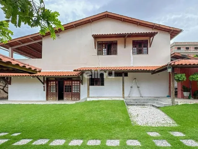 Imagem: Casa com 4 Suítes, Terreno Gigante e Localização