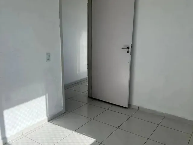 Imagem 4: Apartamento de Repasse no Solar das Árvores Castelão Pronto para Morar