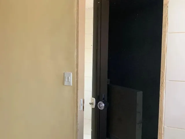 Imagem: Quarto para Alugar, Leia!