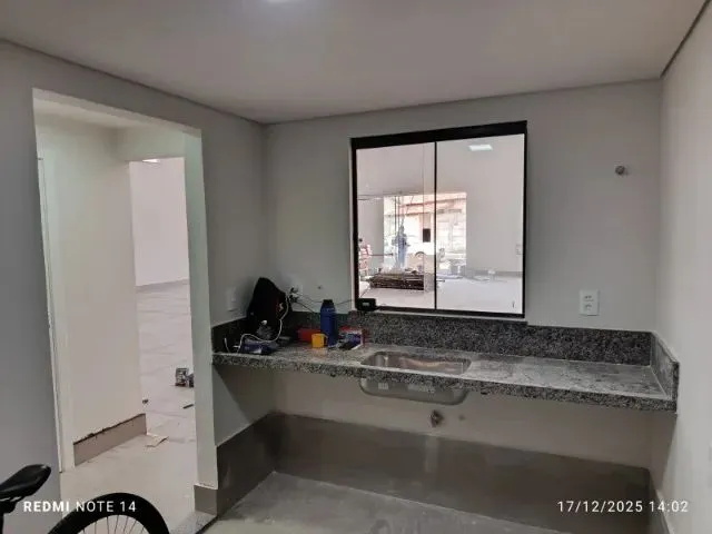 Imagem 2: Alugo Galpão no Centro com 200M²