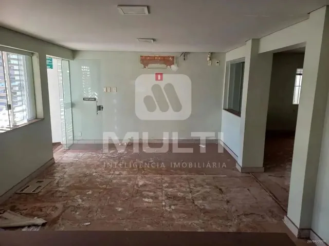 Imagem 6: Sala - Centro Galpão / depósito com 2 banheiros