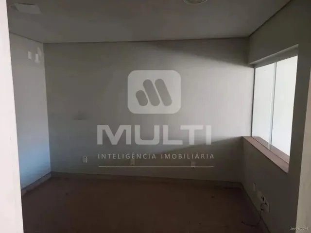 Imagem 13: Sala - Centro Galpão / depósito com 2 banheiros