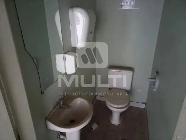 Imagem 14: Sala - Centro Galpão / depósito com 2 banheiros