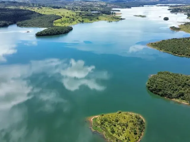 Imagem 1: Terreno / lote com venda por R$8.000