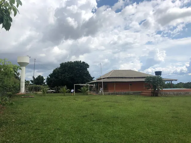 Imagem: Linda Chácara com Sede e Pomar, Próx Ao