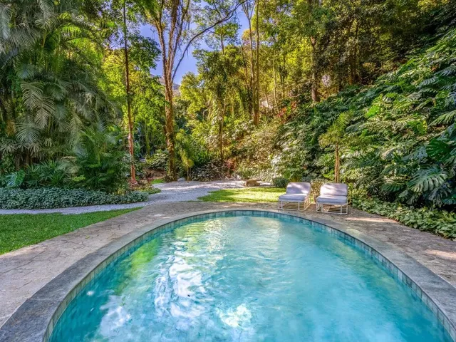Imagem 4: Casa com 2 Quartos em Corrêas, Petrópolis