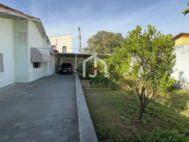 Imagem: Casa com 4 Dormitórios Sendo 1 Suíte no