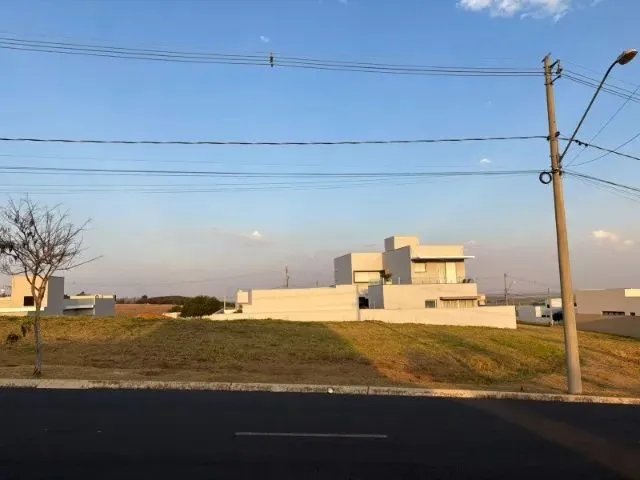 Imagem: Terreno no Condominio Quinta do Monte