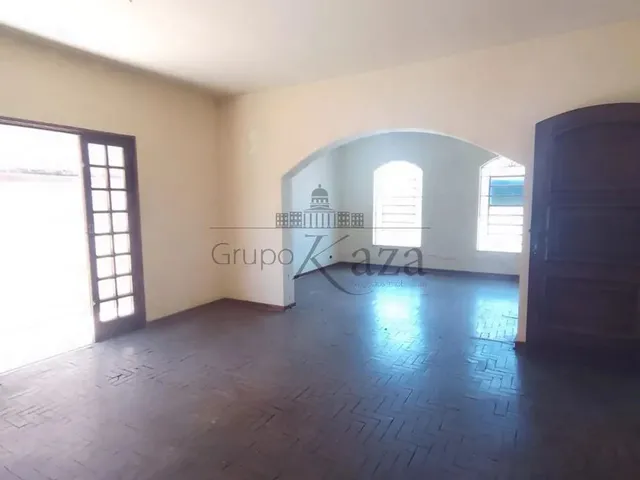 Imagem 12: Oportunidade - Casa Comercial Ou Residencial - Jardim Leonidia - Jacareí - 3