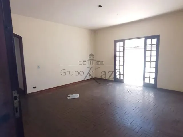 Imagem 2: Oportunidade - Casa Comercial Ou Residencial - Jardim Leonidia - Jacareí - 3