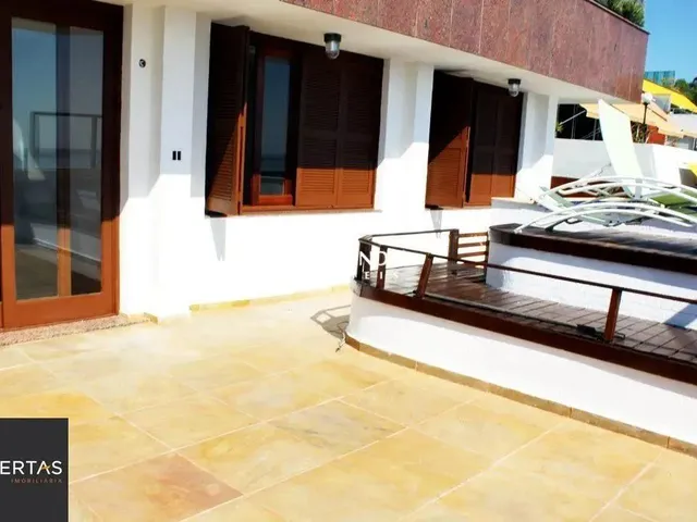 Imagem 10: Venda Apartamento Tipo Cobertura Horizontal com Vista Panorâmica com Três Quartos, Uma