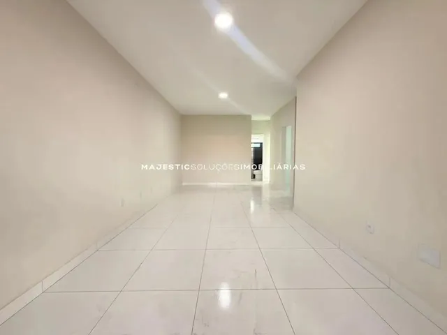 Imagem 4: Casa Térrea para Alugar na Cohama com 03 Quartos, Sendo 1 Suite e 8 Vagas de Garagem