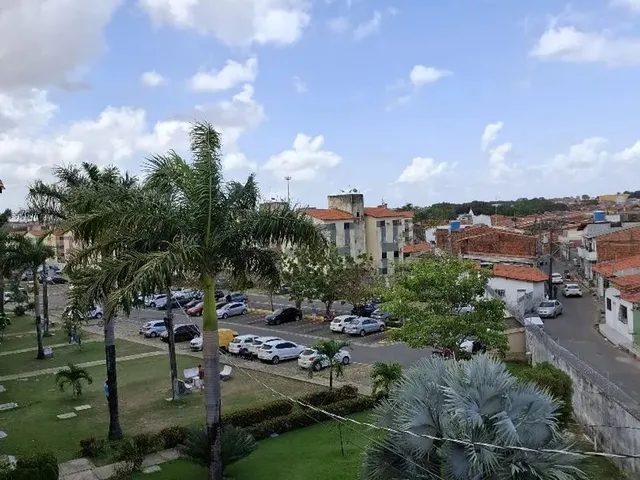 Imagem 5: Apartamento Mobiliado e Ventilado - Localização Estratégica...