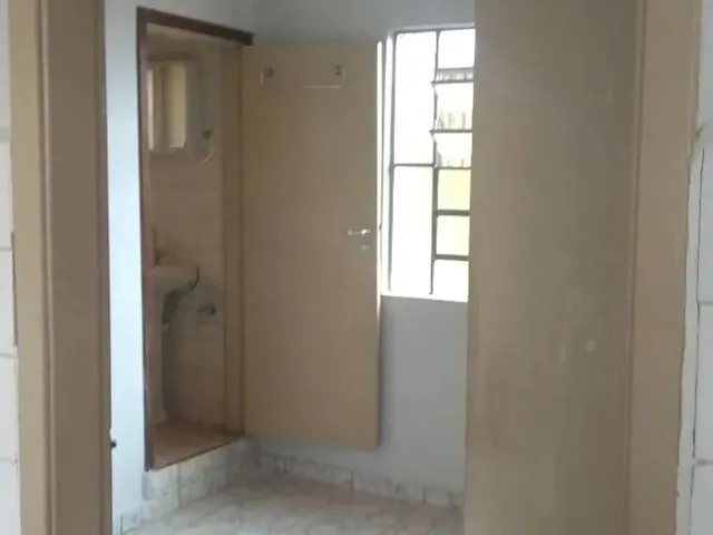 Imagem 7: Casa 3 Quartos, Quintal Grande, Prox. da Uel, Onibus e Escolas. R$1000,00