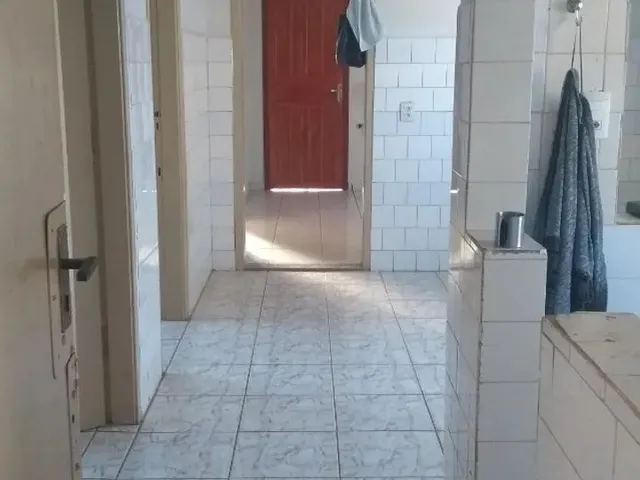 Imagem 5: Casa 3 Quartos, Quintal Grande, Prox. da Uel, Onibus e Escolas. R$1000,00