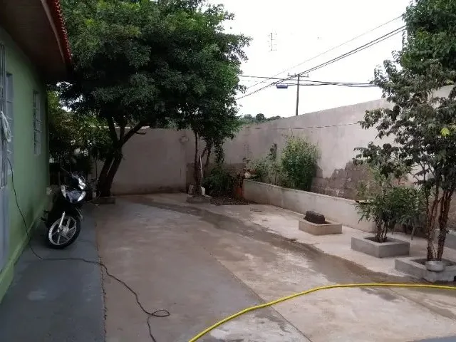 Imagem 13: Casa 3 Quartos, Quintal Grande, Prox. da Uel, Onibus e Escolas. R$1000,00