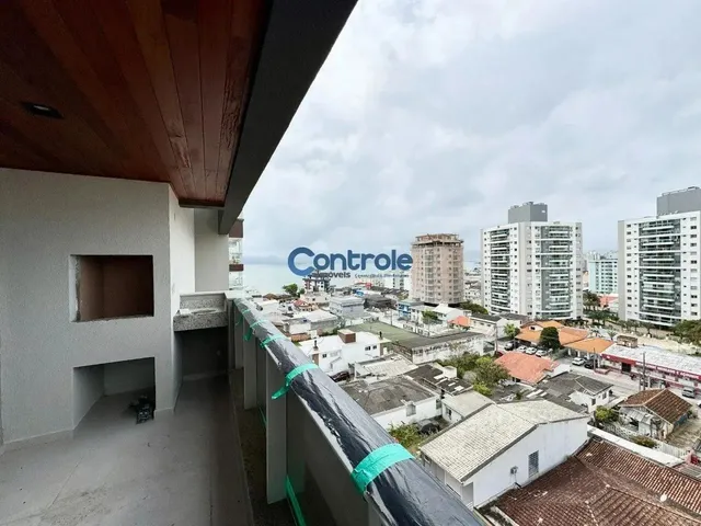 Imagem: O apartamento possui 3 Dormitórios, 1 Suíte, 2 Banheiros,
