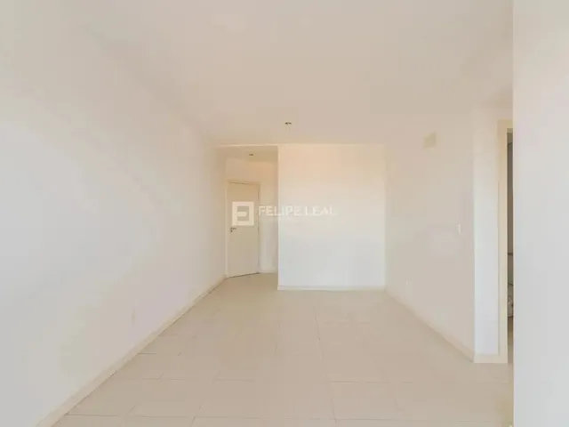 Imagem 13: Apartamento 03 Dormitórios (01 Suíte) e com 2 Vagas, na Praia Comprida São José