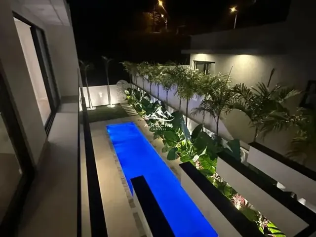 Imagem 10: Casa de Altíssimo Padrão em Condomínio Fechado - 306M² - com 04 Dorm, 03 Suítes