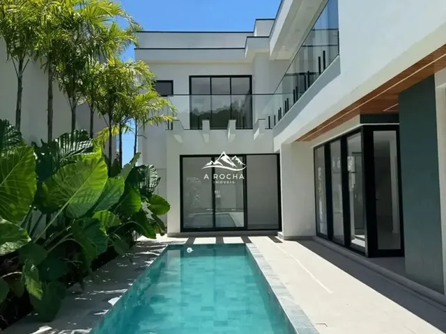 Imagem 7: Casa de Altíssimo Padrão em Condomínio Fechado - 306M² - com 04 Dorm, 03 Suítes