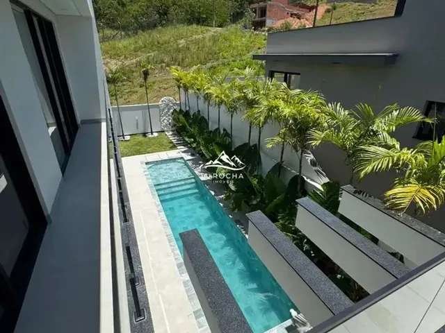 Imagem 2: Casa de Altíssimo Padrão em Condomínio Fechado - 306M² - com 04 Dorm, 03 Suítes