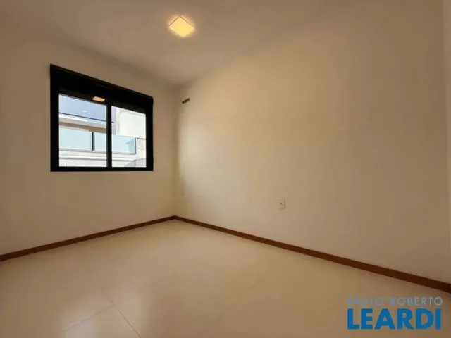 Imagem 10: Casa Térrea - Forquilhas - Sc