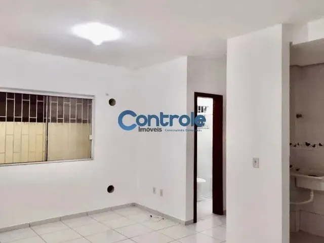 Imagem 8: Apartamento para Venda Possui 68 Metros Quadrados com 2 Quartos em Forquilhas - São