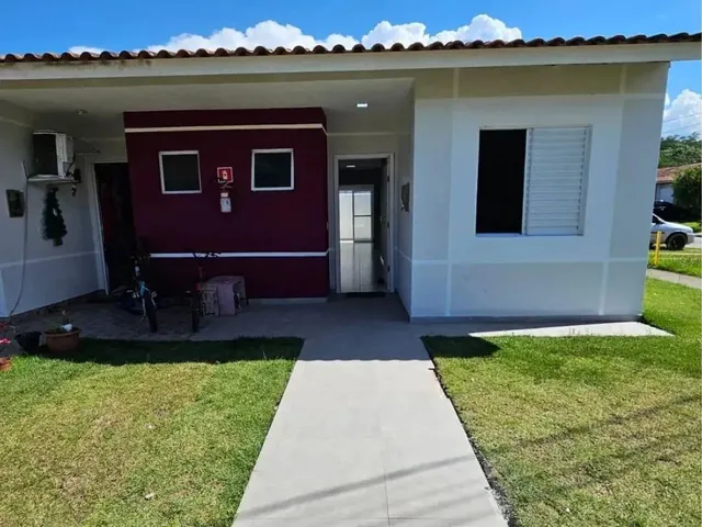 Imagem: Casa a Venda 02 Dormitórios no Bairro Bela