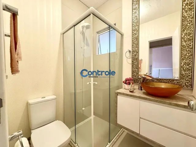 Imagem 5: Casa com Suíte e Closet, Ampliada, Decorada e com 2 Vagas! Porteira Fechada