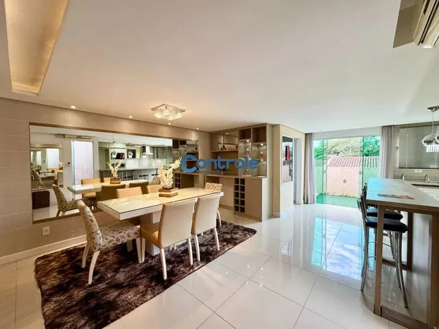 Imagem 16: Casa com Suíte e Closet, Ampliada, Decorada e com 2 Vagas! Porteira Fechada