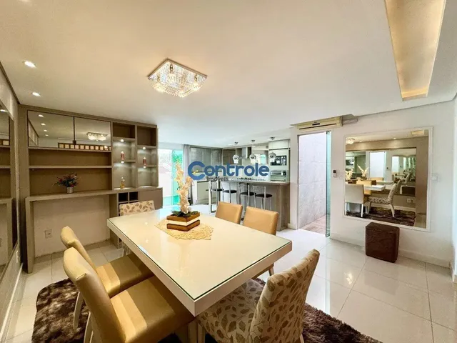 Imagem 14: Casa com Suíte e Closet, Ampliada, Decorada e com 2 Vagas! Porteira Fechada