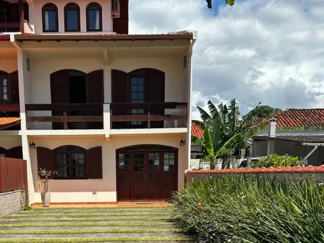 Imagem: Casa com Vista para o Mar - Praia da Pinheira