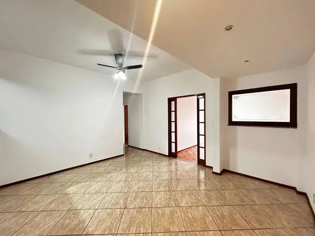 Imagem: Apartamento de 3 Quartos Amplo no Manoel