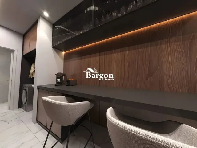 Imagem 13: Apartamento com 2 Suítes e 2 Vagas de Garagem a Venda no Centro de Juiz de Fora