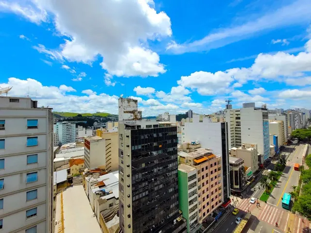 Imagem 14: Apartamento de 04 Quartos, Garagem e Elevador no Centro