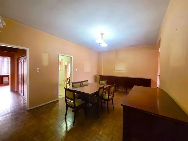 Imagem 3: Apartamento de 04 Quartos, Garagem e Elevador no Centro