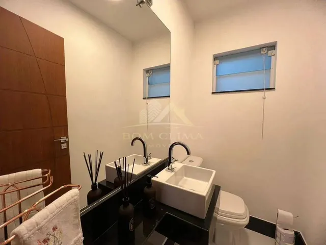 Imagem 3: Linda Casa de 3 Quartos, Sendo 2 Suítes em Nova Gramado!