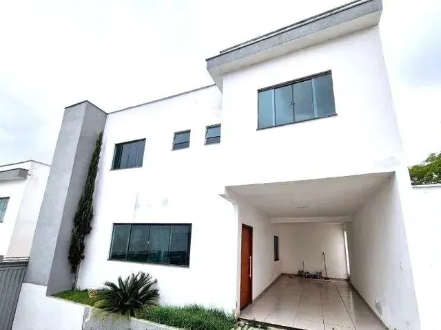 Imagem: Casa com 3 Quartos À Venda, 160 M² por