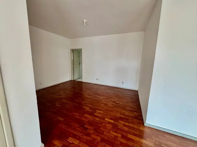 Imagem 7: Apartamento com Quintal - Bom Pastor