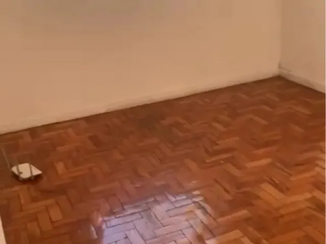 Imagem 3: Apartamento 2 Quartos Amplos | Piso de Madeira