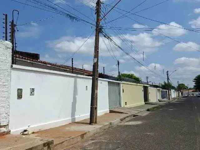 Imagem: Casa para Aluguel, 3 Quartos, 2 Vagas, Acarape