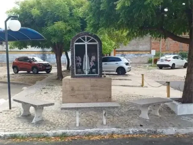 Imagem: Alugo Apartamento no Condomínio santa Monica