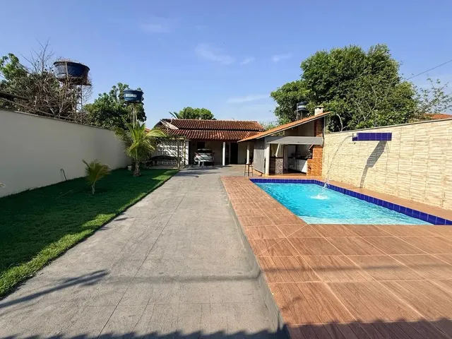 Imagem: Casa de Veraneio À Venda em Aruanã-Go