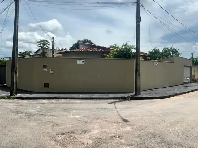 Imagem: Casa de Esquina À Venda Setor Monte Azul